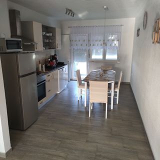 Apartmanok A Tenger Mellett Fazana - 21360 Fažana (5)