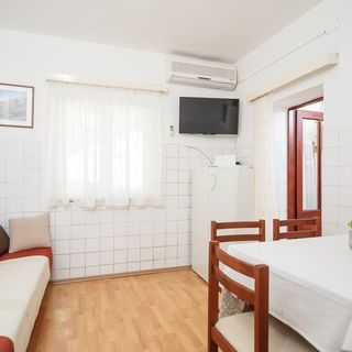 Apartmanok Parkolóhellyel Gradac, Makarska - 21758 Gradac (3)