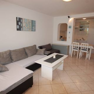 Apartmanok Parkolóhellyel Njivice, Krk - 21856 Njivice (5)