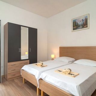 Apartmanok Parkolóhellyel Splitska, Brac - 21974 Splitska (5)