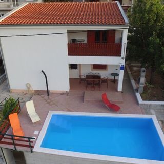 Apartmanok Családok Részére Medencével Krusevo, Novigrad - 21980 Kruševo (3)