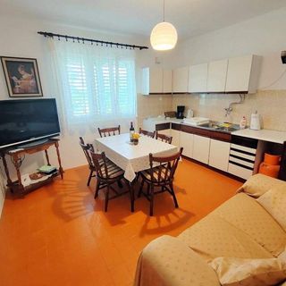 Családi Apartmanok A Tenger Mellett Barbat, Rab - 22360 Barbat (5)