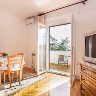Apartmanok Parkolóhellyel Rovinj - 22527 (3)