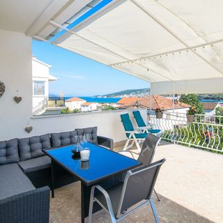 Apartmanok Parkolóhellyel Trogir - 22655 (3)