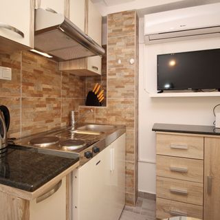 Apartmanok Parkolóhellyel Baska, Krk - 22700 Baška (5)