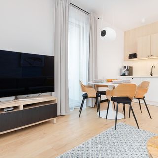 Nowy Świat 23F/15 (4)