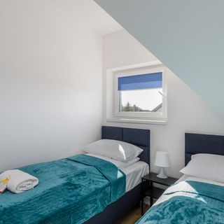 Seaside Escape 1 (5)