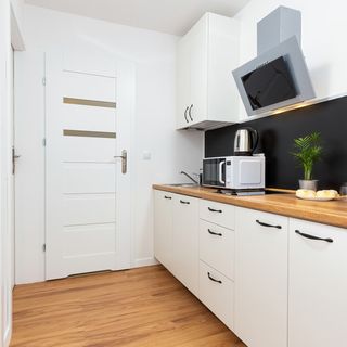 Pańska 3/7 lok.2 (4)