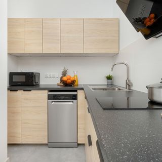 Węglarska 6/7 m.15 (4)