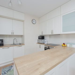 Kierbedzia 8/129 (4)