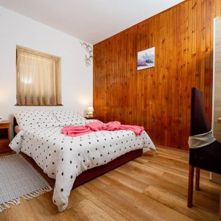 Ház Családok Részére Parkolóhellyel Jastrebarsko, Prigorje - 20705 Jastrebarsko (4)