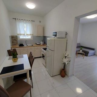Apartmanok Parkolóhellyel Rab - 23298 (4)