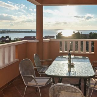 Apartments Ilija Novalja (4)