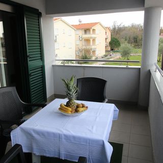 Apartments Ema Malinska (4)