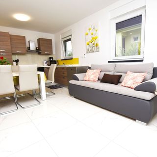 Apartments Daisy Pakostane (5)