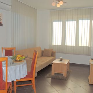 Apartmanok Parkolóhellyel Gabonjin, Krk - 20351 Gabonjin (4)