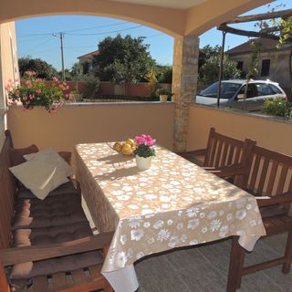 Apartmanok Parkolóhellyel Gabonjin, Krk - 20351 Gabonjin (3)