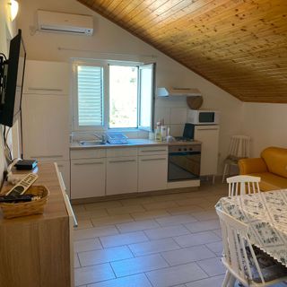 Apartmanok Parkolóhellyel Preko, Ugljan - 23327 Preko (5)