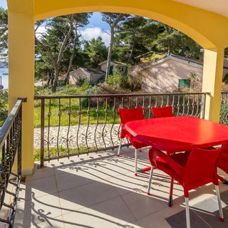 Apartments and Rooms Ruzmarin - Rozi Rogoznica (5)