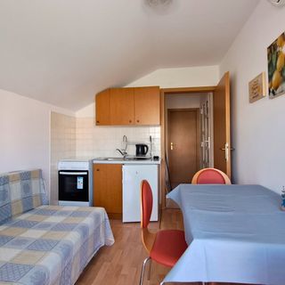 Apartmanok Parkolóhellyel Lopar, Rab - 23968 Lopar (5)