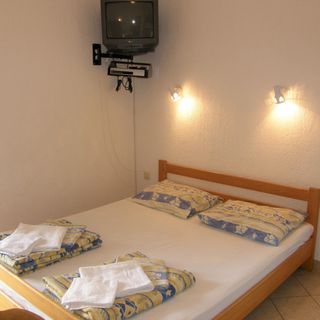 Apartmanok Parkolóhellyel Baska, Krk - 24181 Baška (5)