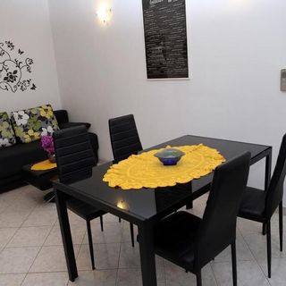 Apartmanok Parkolóhellyel Pula - 24245 (5)