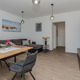 Apartmanok Parkolóhellyel Vir - 24432 (5)