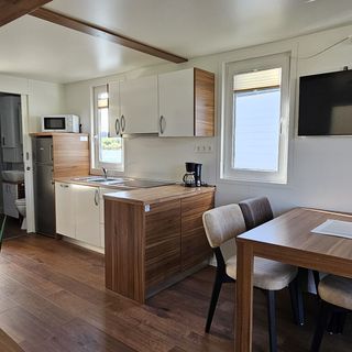 House HOUSEBOAT GECKO Banjole (4)