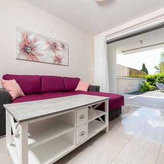 Apartmanok A Tenger Mellett Malinska, Krk - 24664 Malinska (4)