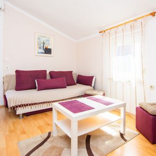 Apartmanok Parkolóhellyel Vir - 24901 (3)