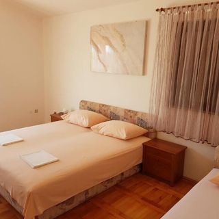 Apartmanok Parkolóhellyel Vodice - 24938 (3)