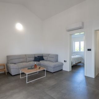 Apartments Sandra Vir (4)