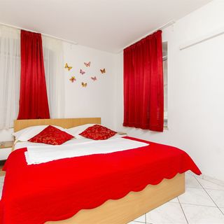 Apartment and Room Old town Split (5)