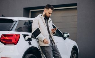 Obrazek - Jak przygotować się do zakupu używanego elektryka, żeby nie przepłacić?