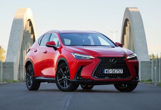 Lexus NX 450h+