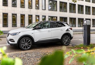 Opel Grand X Hybrid- hybryda plug in