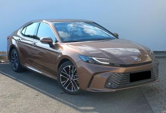 Toyota Camry 2025