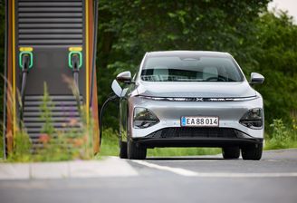 xpeng chińskie samochody elektryczne