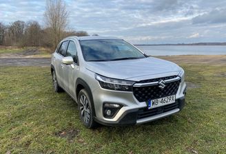 Suzuki S-Cross 2022