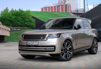 Range Rover P550e HSE