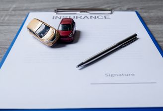 Jakie są rodzaje umów ubezpieczeniowych dla firm?