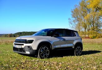 Jeep Avenger 2024 e-hybrid test