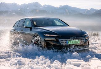 Auti A6 e-tron Avant TEST