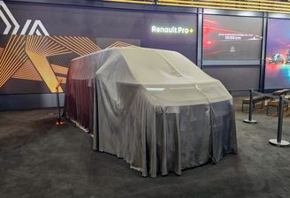 Renaul Trafic E TEch 2025 solutrans 2025