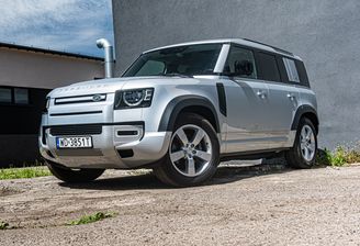 Land Rover Defender 110