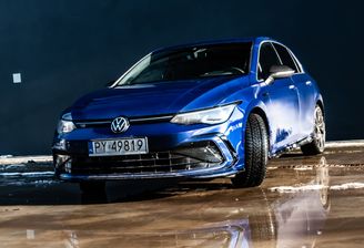 test Volkswagen Golf 1.5 etsi 2023 video