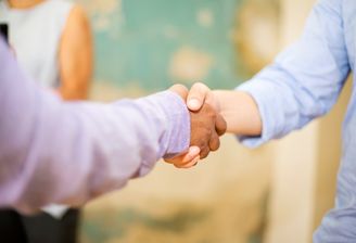 Podsumowanie branży finansowej 2025 wpływ na decyzje klientów