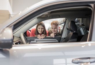 Kredyt gotówkowy czy samochodowy