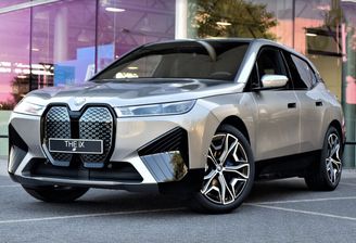 BMW iX