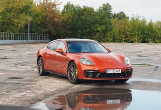 Porsche Panamera E Hybrid 2022